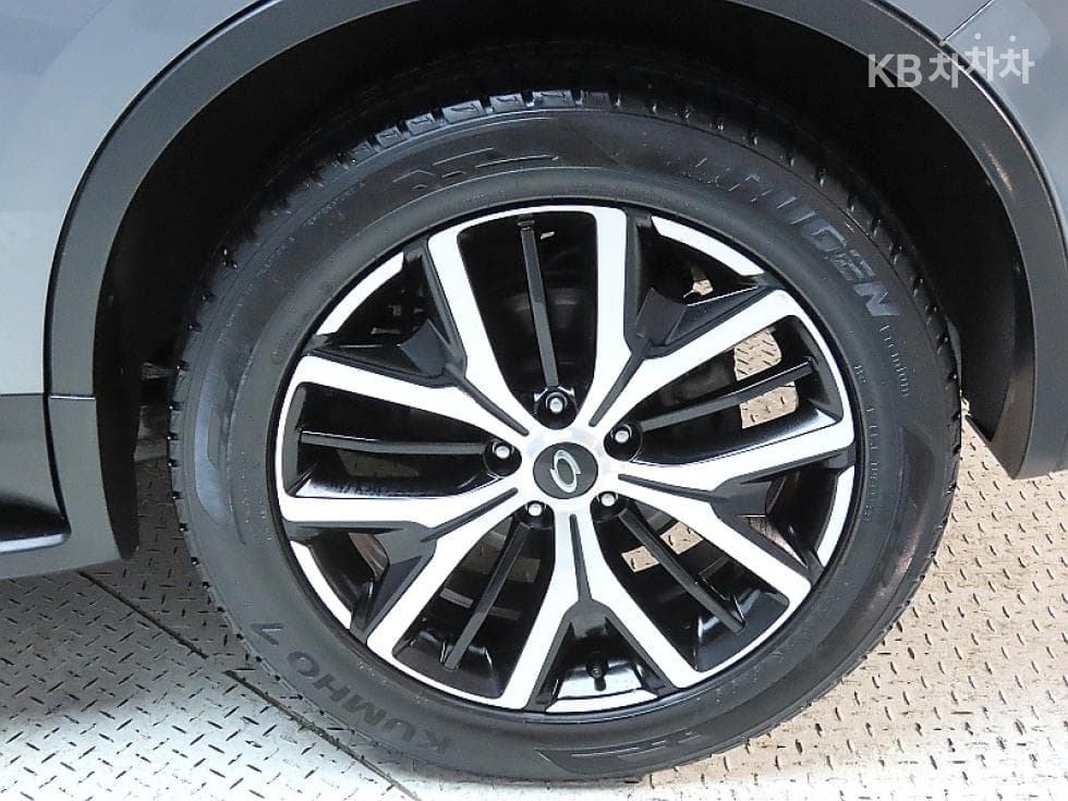 Рено Корея The New (фейслифт) QM62.0 GDe 2WD RE Signature - 20