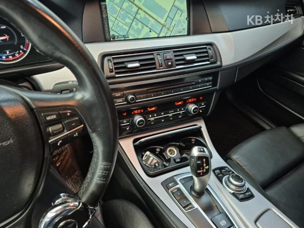 BMW New5 Series520d M 스포츠 F10 - 10