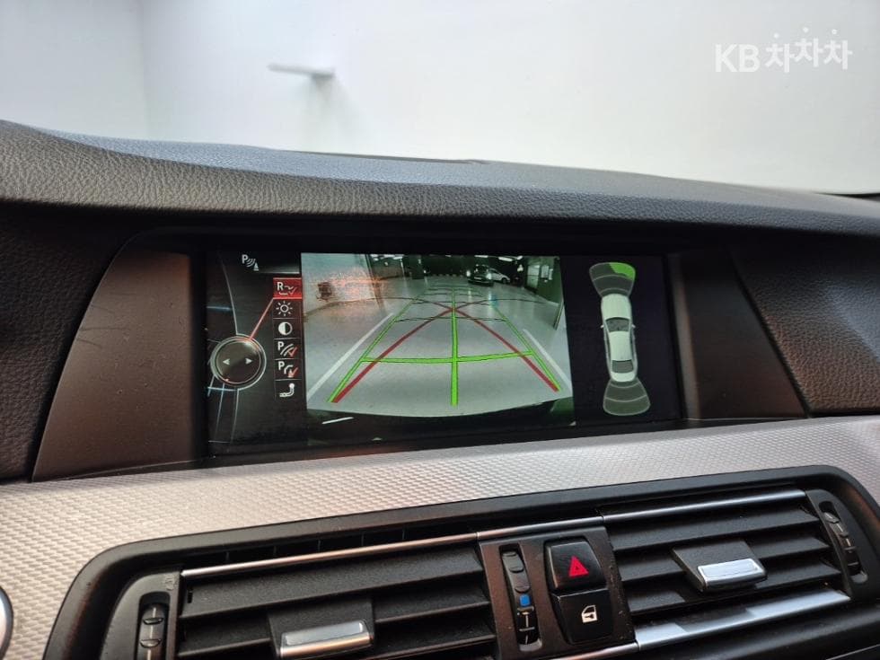 BMW New5 Series520d M 스포츠 F10 - 15