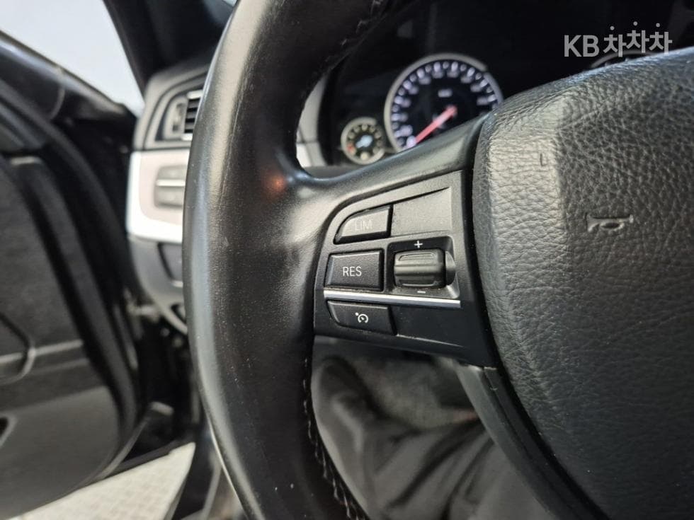 BMW New5 Series520d M 스포츠 F10 - 16