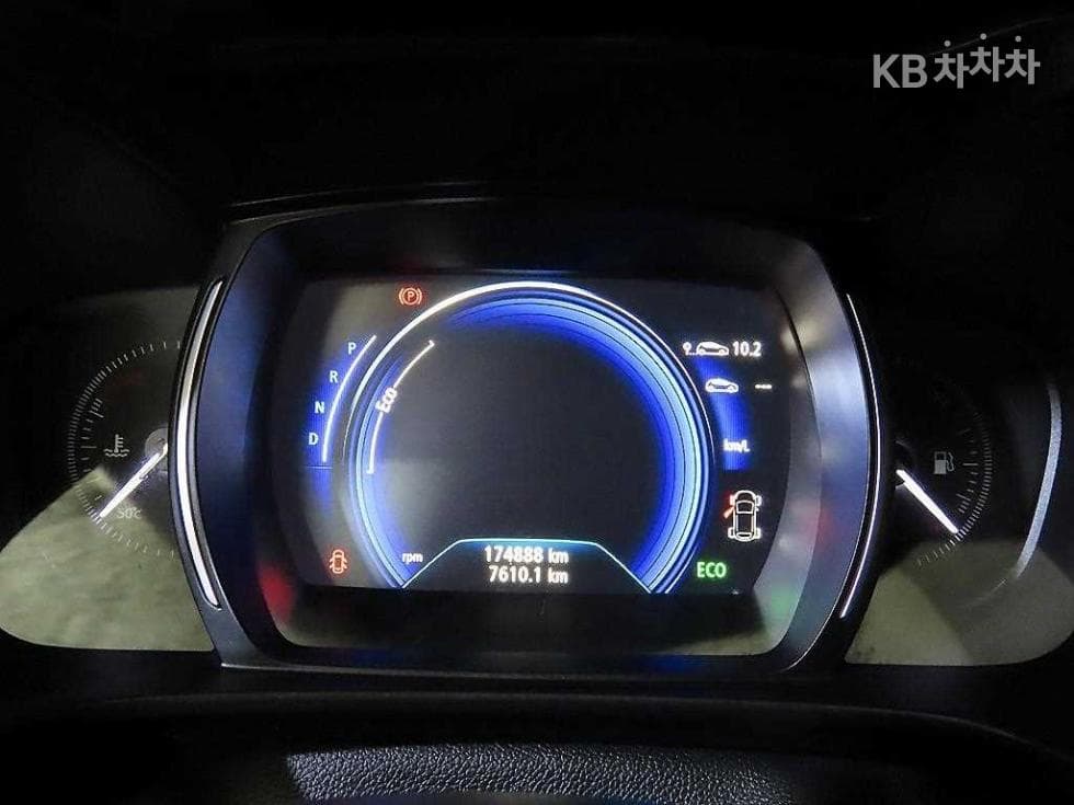 Рено Корея QM6Бензин 2.0 2WD RE Стандартен - 9