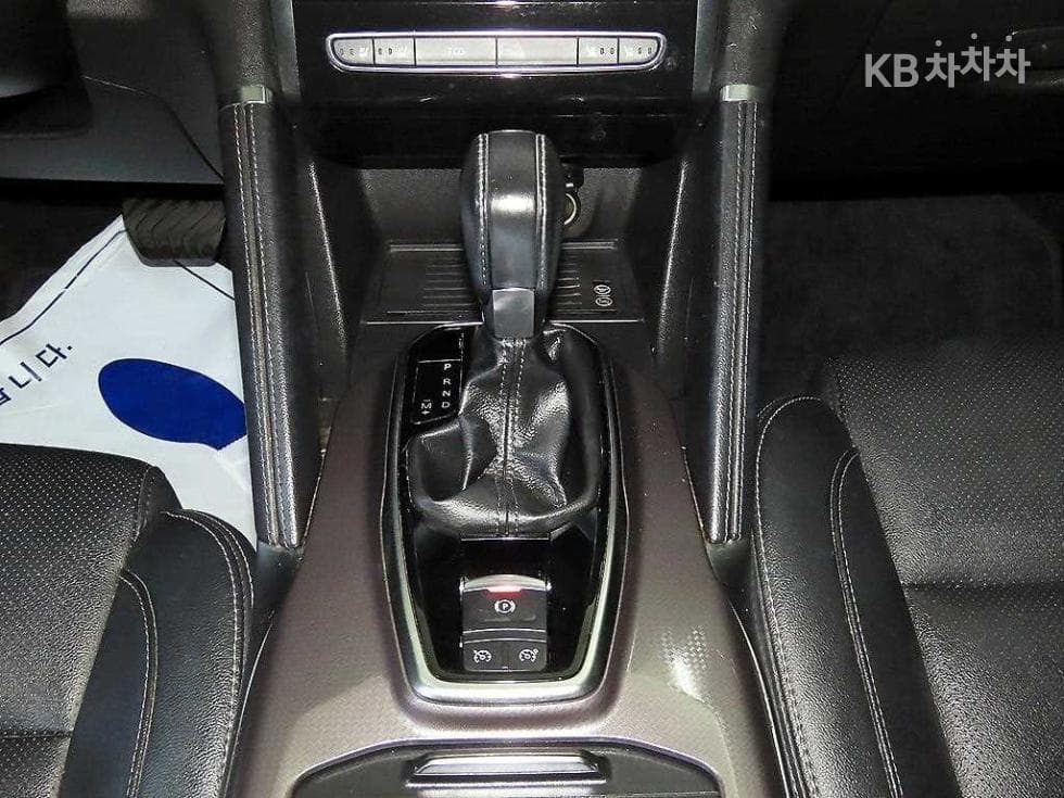 Рено Корея QM6Бензин 2.0 2WD RE Стандартен - 12