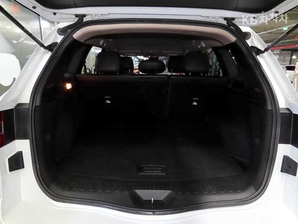 Рено Корея QM6Бензин 2.0 2WD RE Стандартен - 17