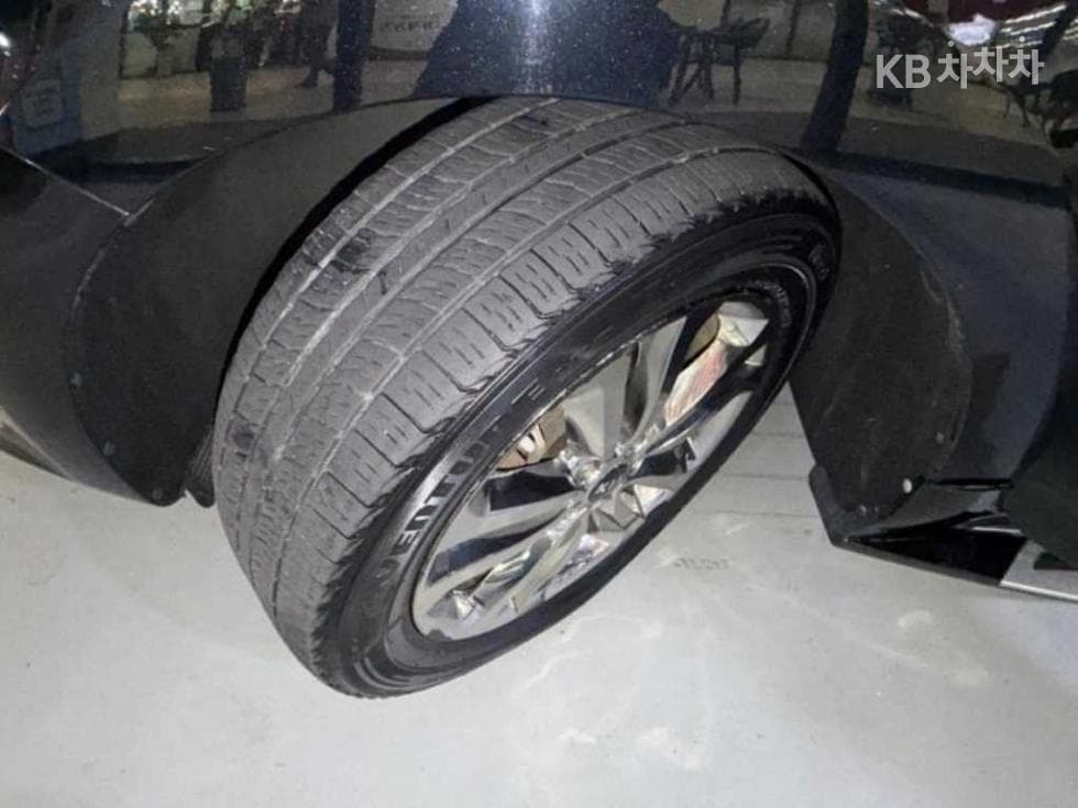 Киа All New Канивал9-местен 2.2 Дизел Престиж - 18