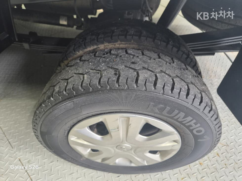 Kia Bongo 3 (light truck)1 Ton Extra Long King Cab CRDi Luxury - 19