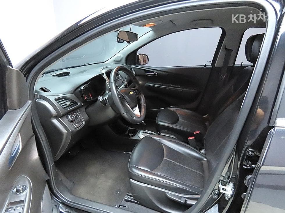 GM Korea The Next SparkLT Plus - 10