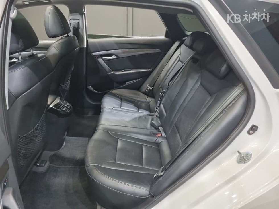Хюндай i401.7 VGT SMART - 15