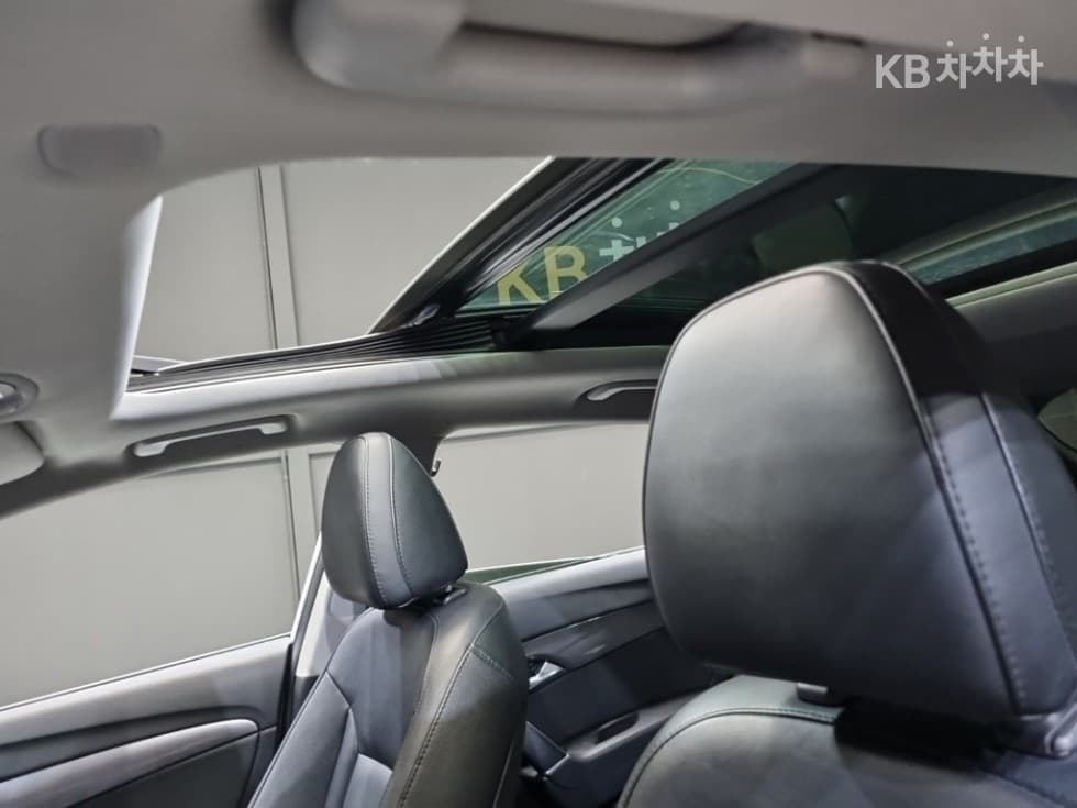 Хюндай i401.7 VGT SMART - 17