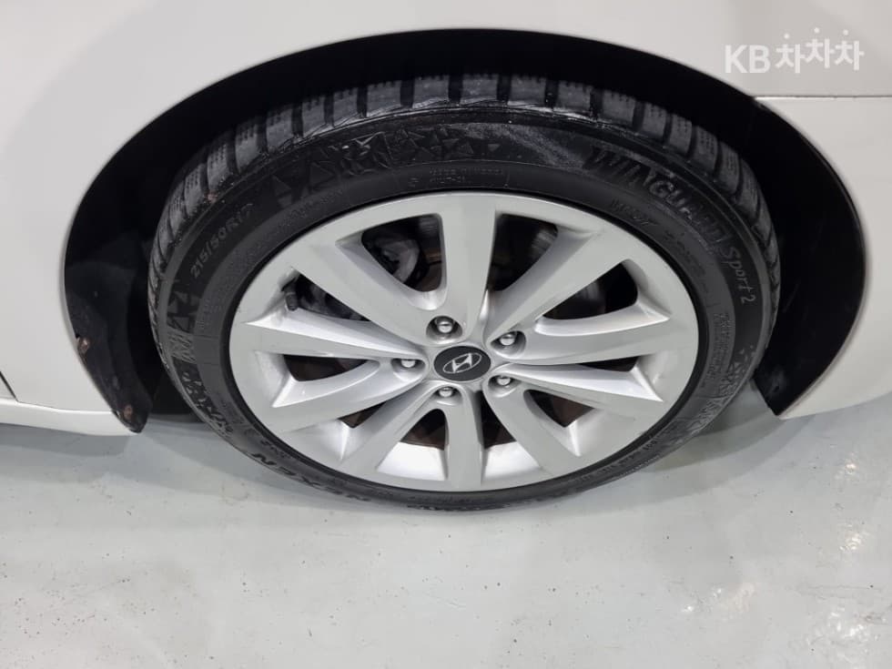 Хюндай i401.7 VGT SMART - 26