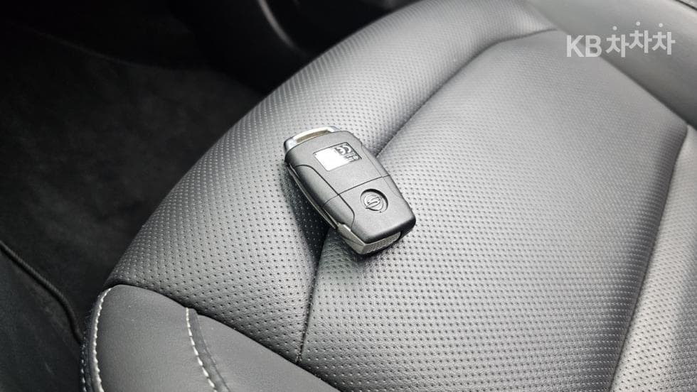 KG Mobility 토레스(J100)1.5 GDI Turbo T5 - 23