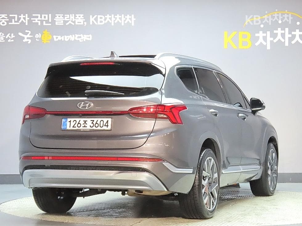 Хюндай The New (фейслифт) Санта Фе TMБензин 2.5T 2WD Calligraphy - 2