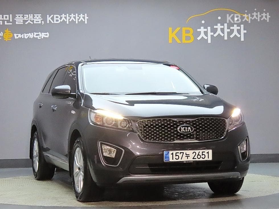 Киа All NewSorentoДизел 2.0 2WD Лукс - 3