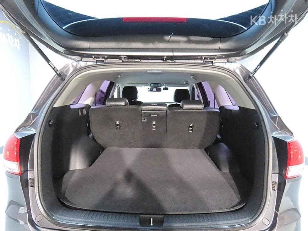 Киа All NewSorentoДизел 2.0 2WD Лукс - 19