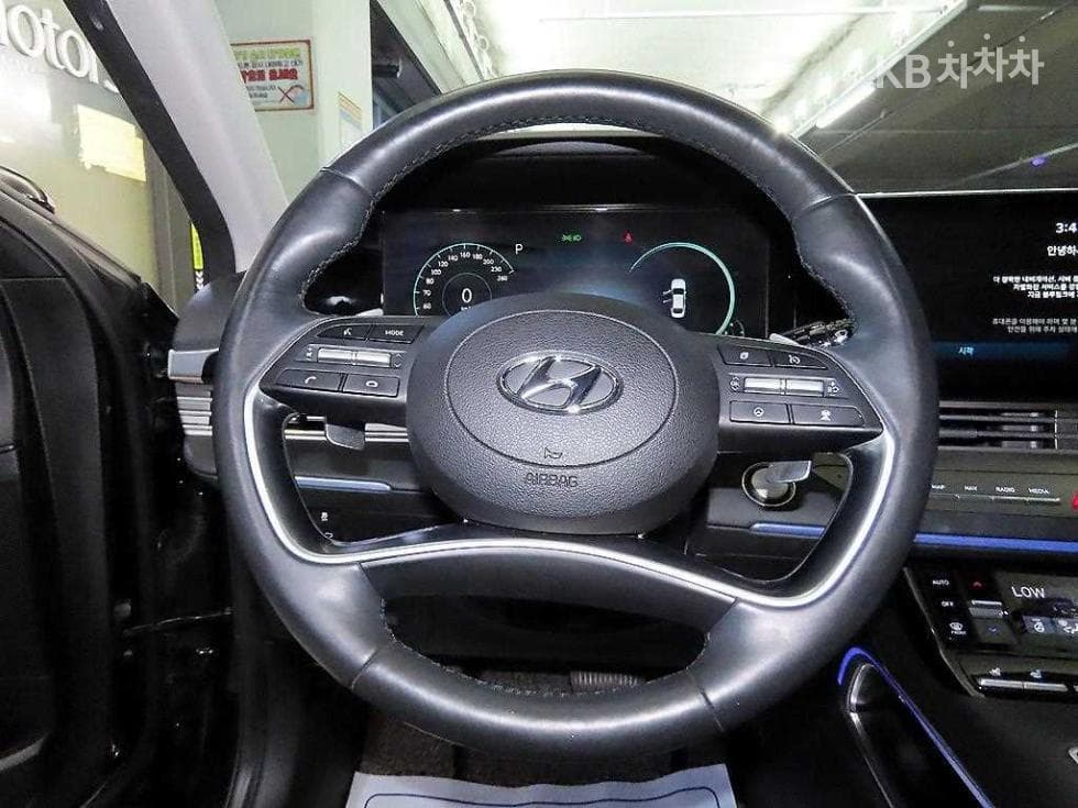 Хюндай The New (фейслифт) Grandeur (Azera)2.5 Premium - 8
