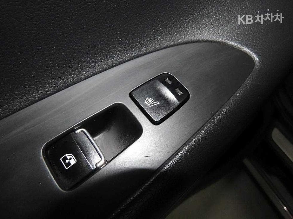 Хюндай The New (фейслифт) Grandeur (Azera)2.5 Premium - 15