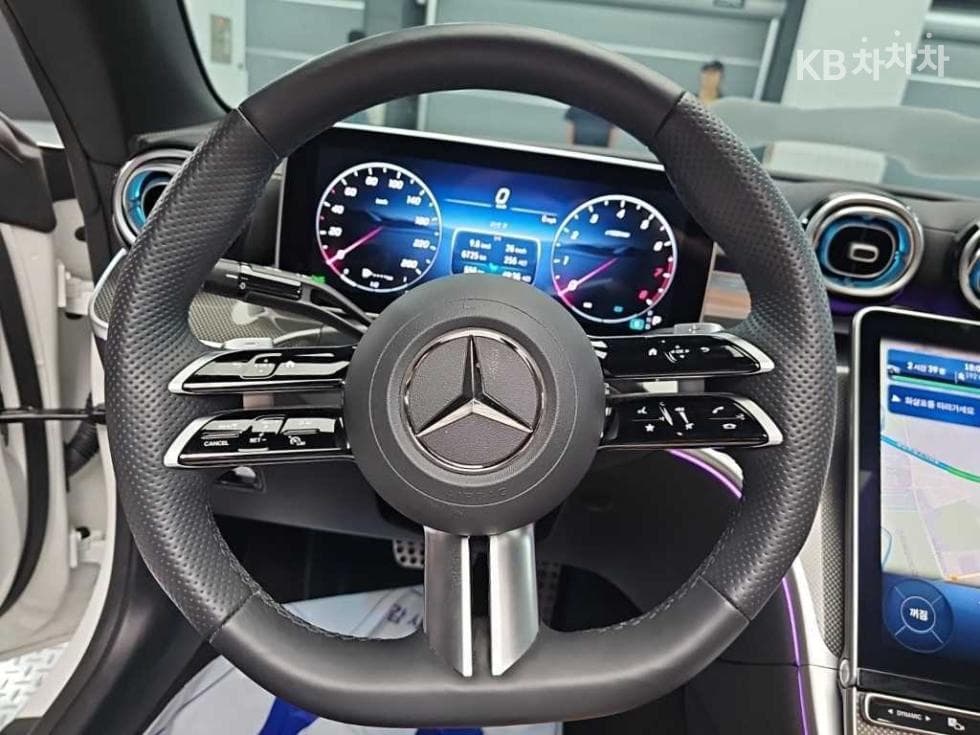 Mercedes-Benz CLE클래스 (C236)CLE 200 Cabriolet Стандартен - 9