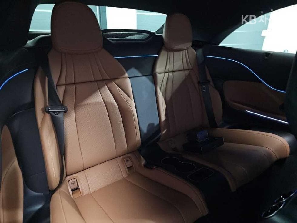 Mercedes-Benz CLE클래스 (C236)CLE 200 Cabriolet Стандартен - 12