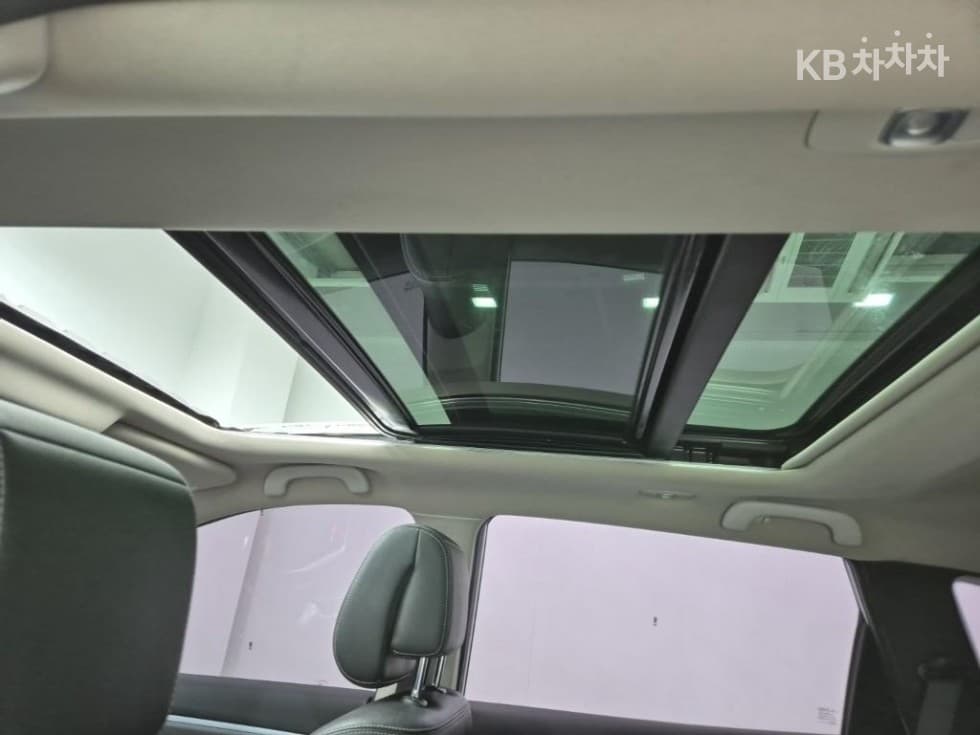 Renault Korea The New (facelift) QM62.0 GDe 2WD RE - 14