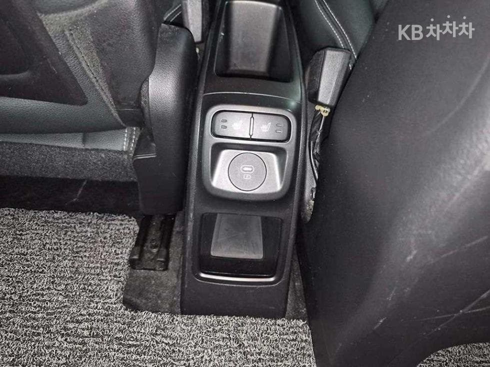 Kia The New (facelift) Kia Ray (van)1.0 Gasoline Signature - 16
