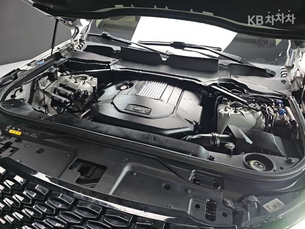 Land Rover 디스커버리53.0 TD6 Launch Edition - 18
