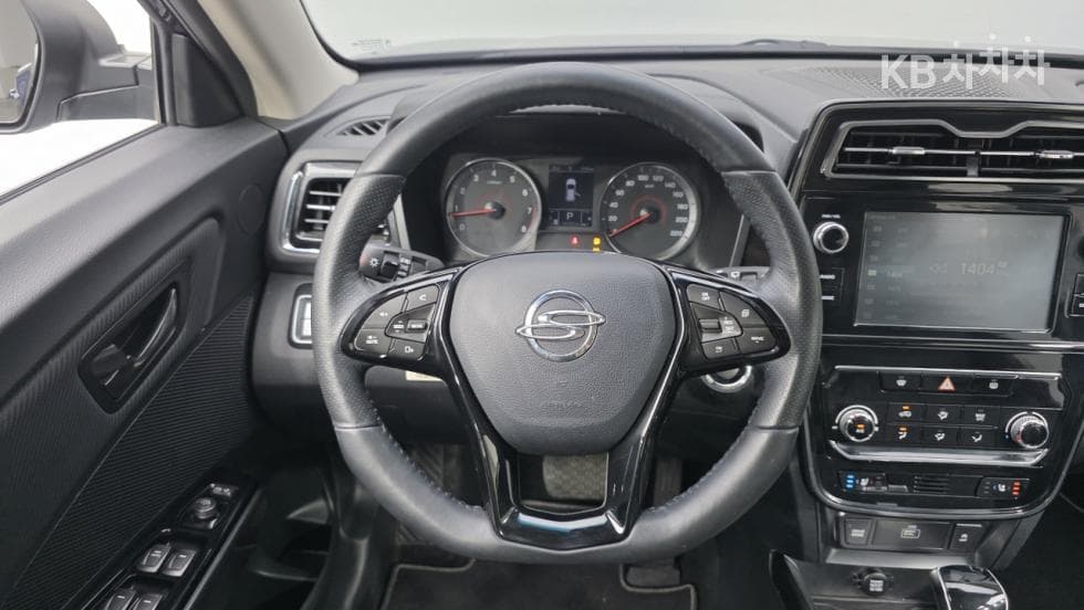 KG Mobility Very New (facelift/refresh; particularly for Tivoli) TivoliGasoline V3 2WD Standard - 7