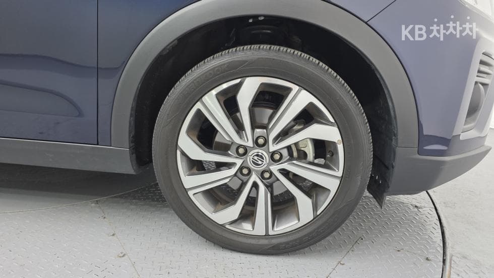 KG Mobility Very New (facelift/refresh; particularly for Tivoli) TivoliGasoline V3 2WD Standard - 8