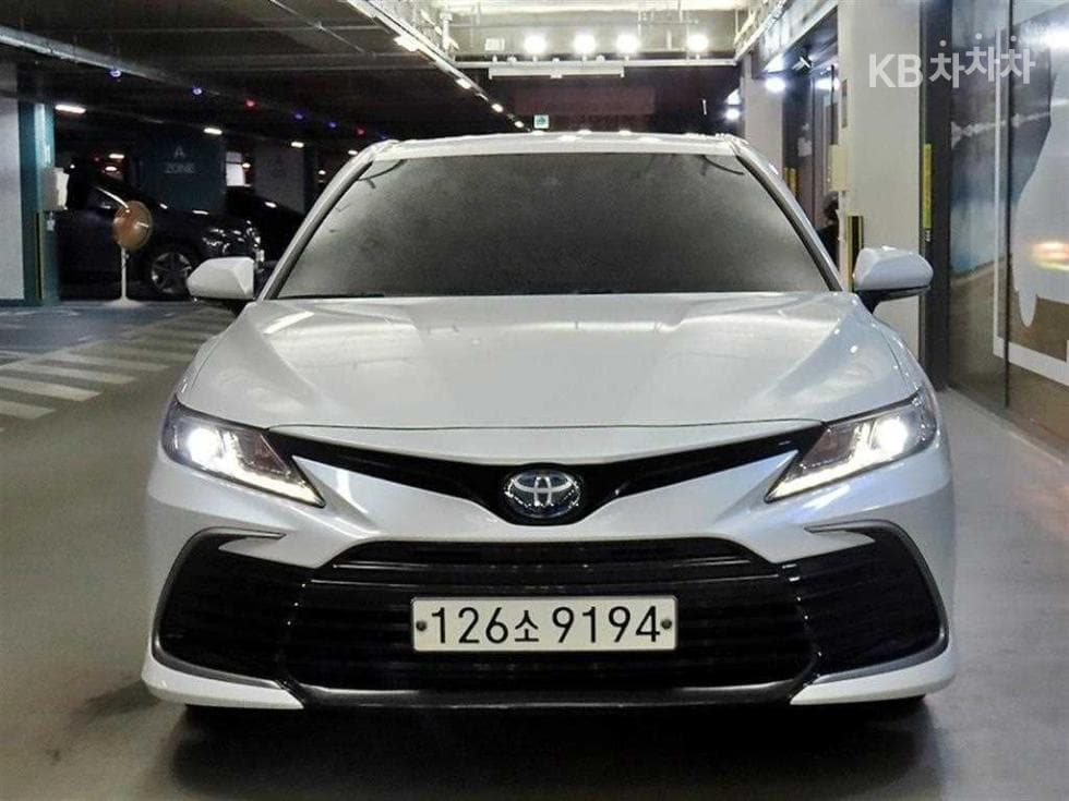 Toyota Camry XV702.5L хибрид LE - 2