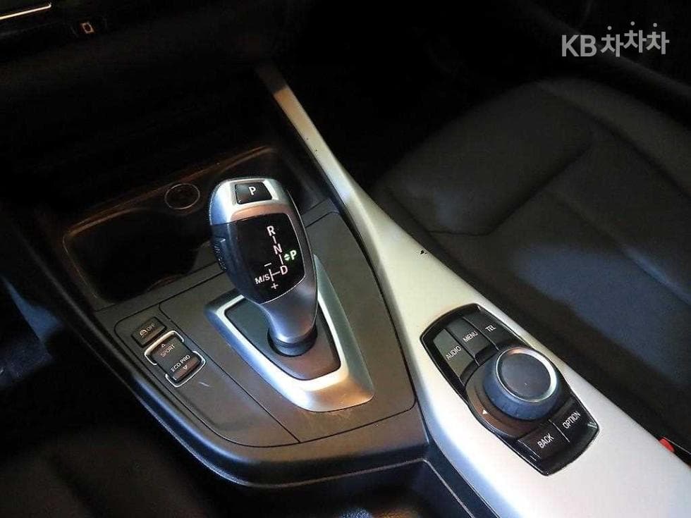 BMW Нов1시리즈118d 조이 F20 - 12