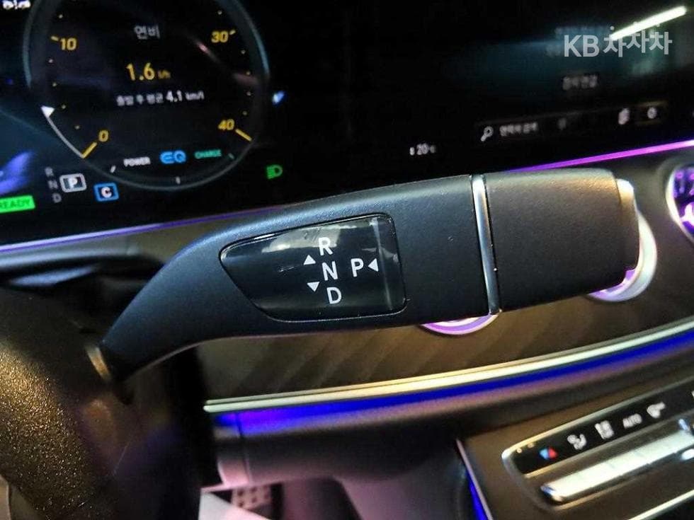 Mercedes-Benz CLS클래스(C257)CLS 300d 4MITIC Стандартен - 12