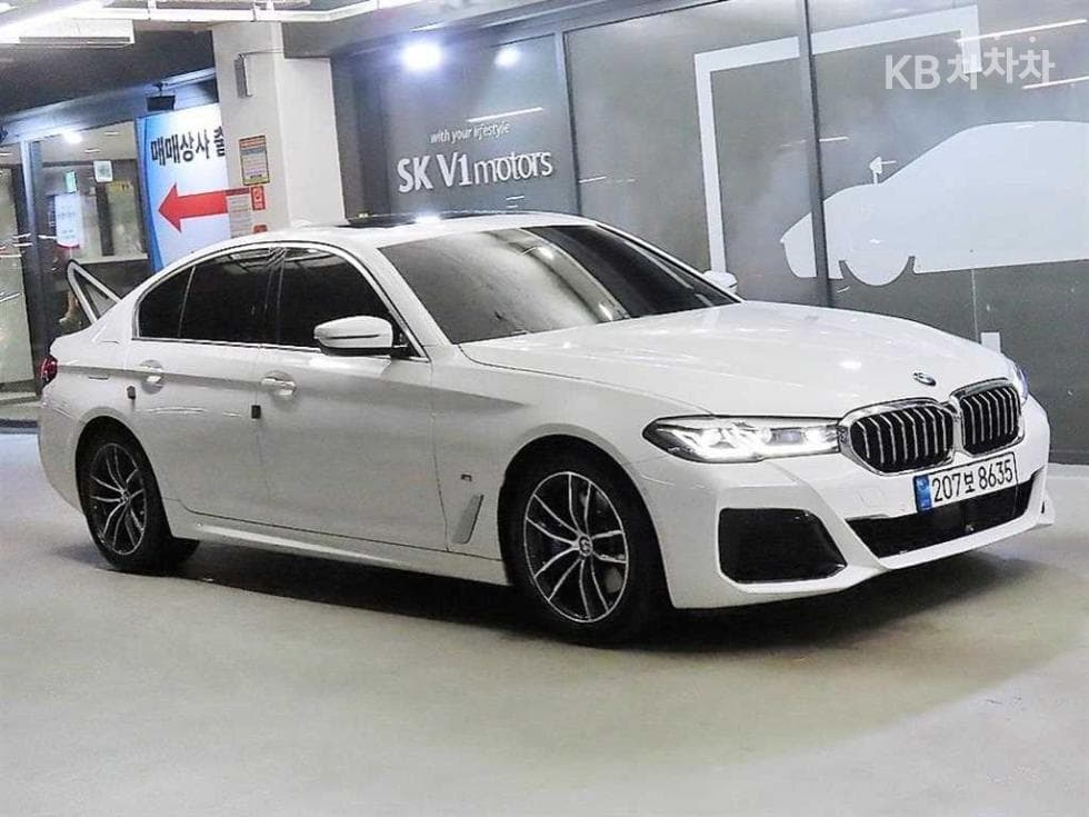 BMW 올Нов5 Серия (G30) 520i M Sport - Image 1