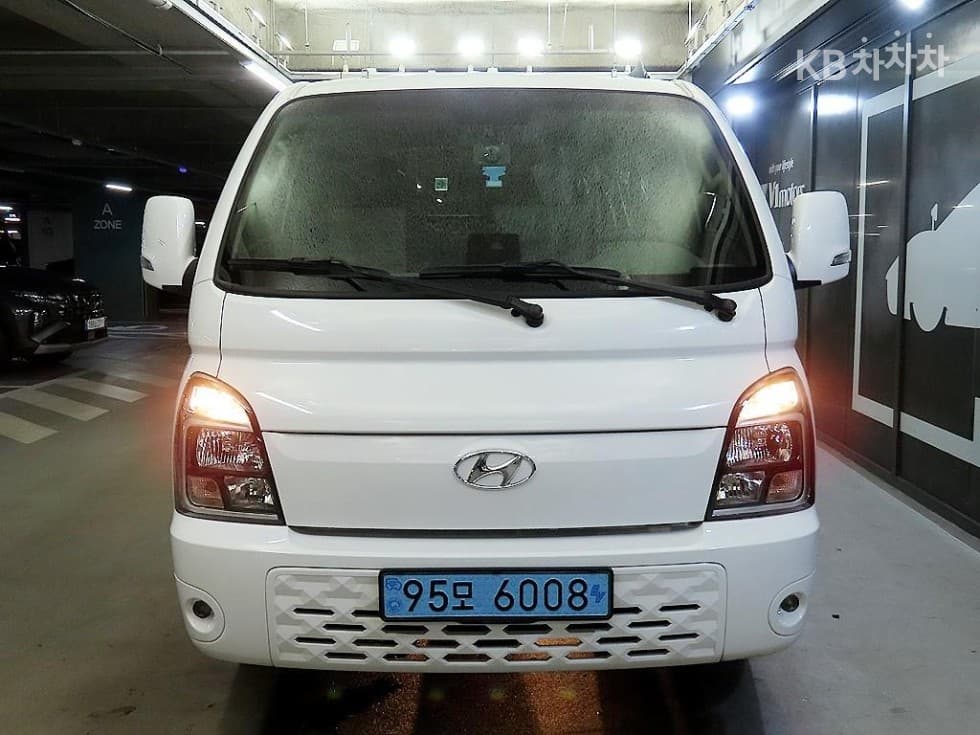 Hyundai Porter 2 일렉트릭Super Cab Extra Long Smart Special (special feature/edition) - 2