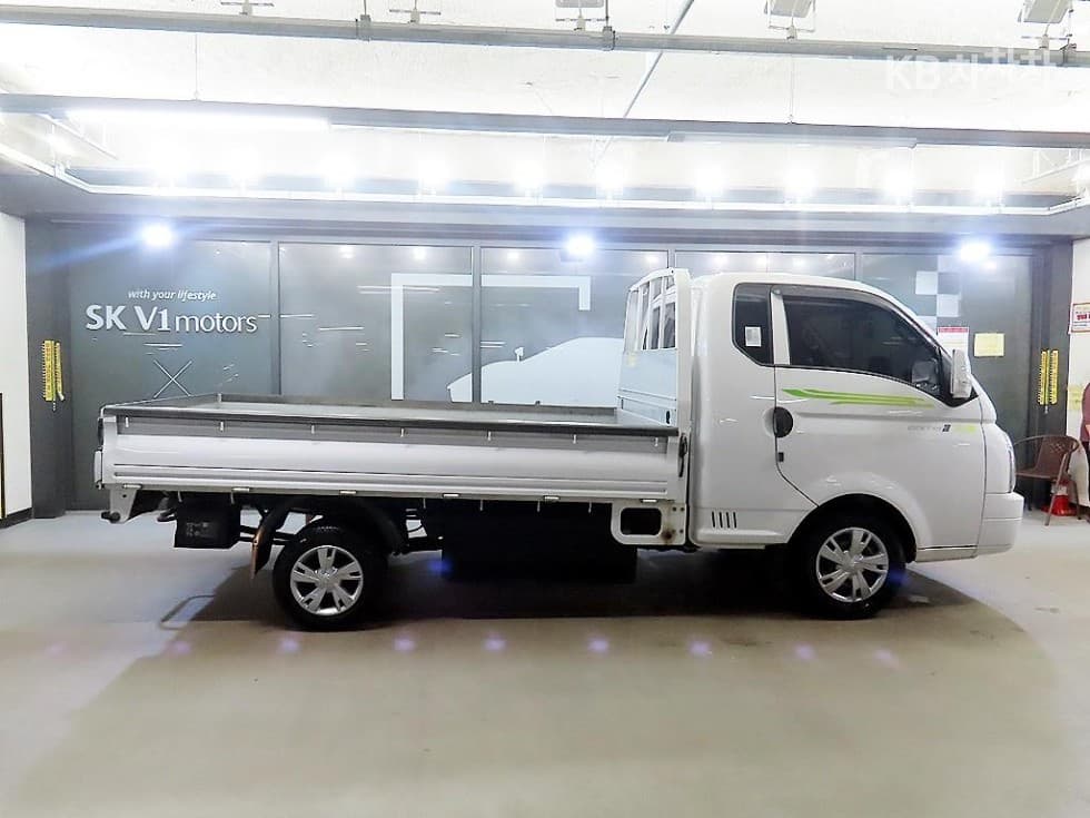 Hyundai Porter 2 일렉트릭Super Cab Extra Long Smart Special (special feature/edition) - 3