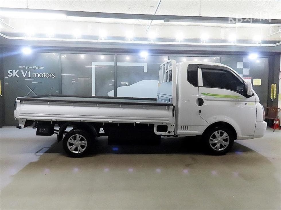 Hyundai Porter 2 일렉트릭Super Cab Extra Long Smart Special (special feature/edition) - 3