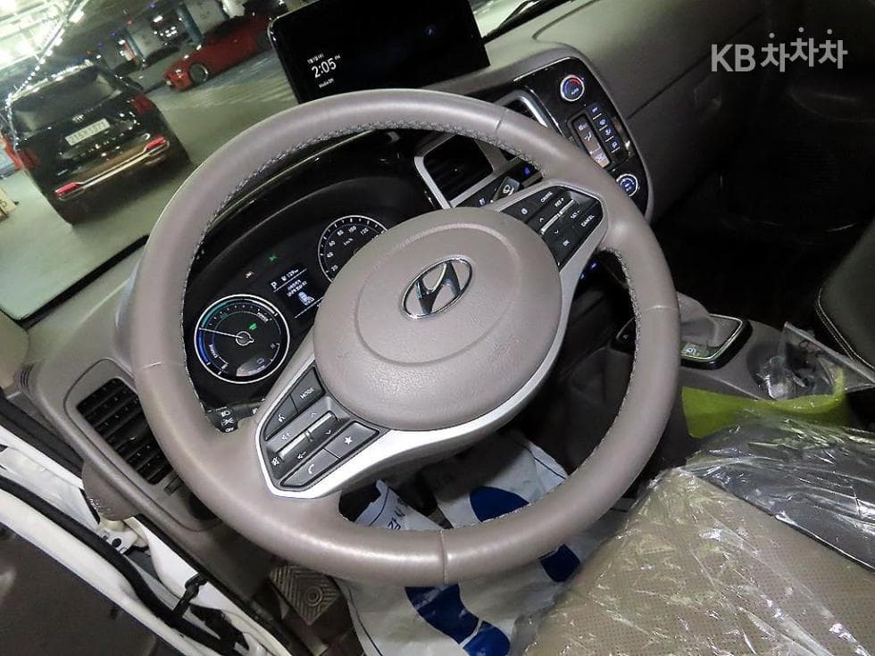 Hyundai Porter 2 일렉트릭Super Cab Extra Long Smart Special (special feature/edition) - 8