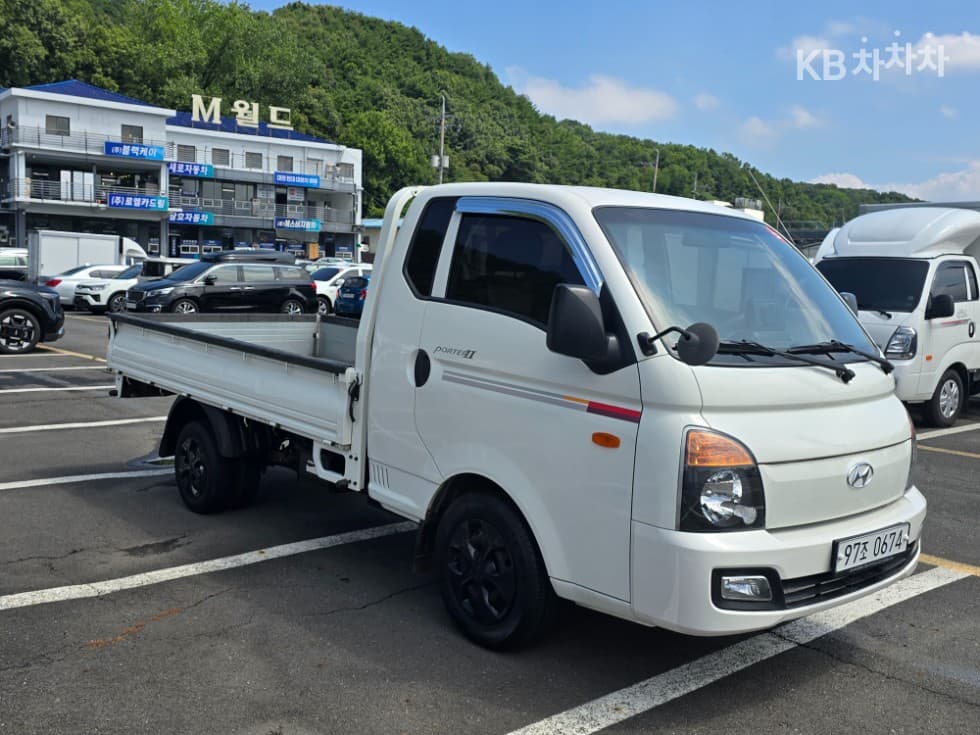 Hyundai Porter 2Extra Long Super Cab CRDi Smart - 6