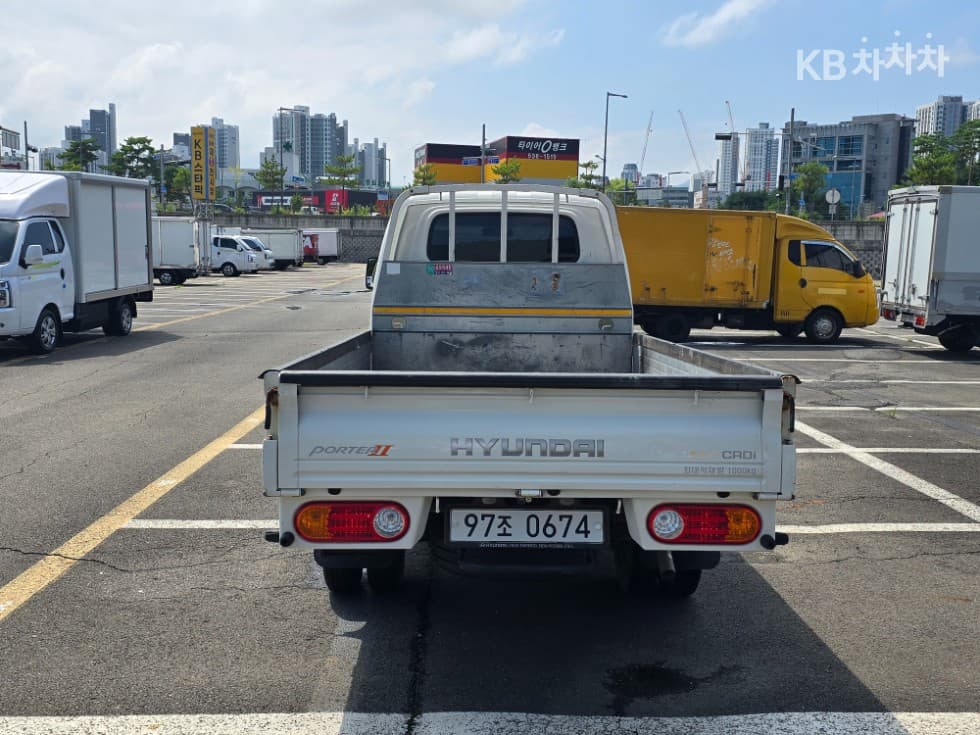 Hyundai Porter 2Extra Long Super Cab CRDi Smart - 8