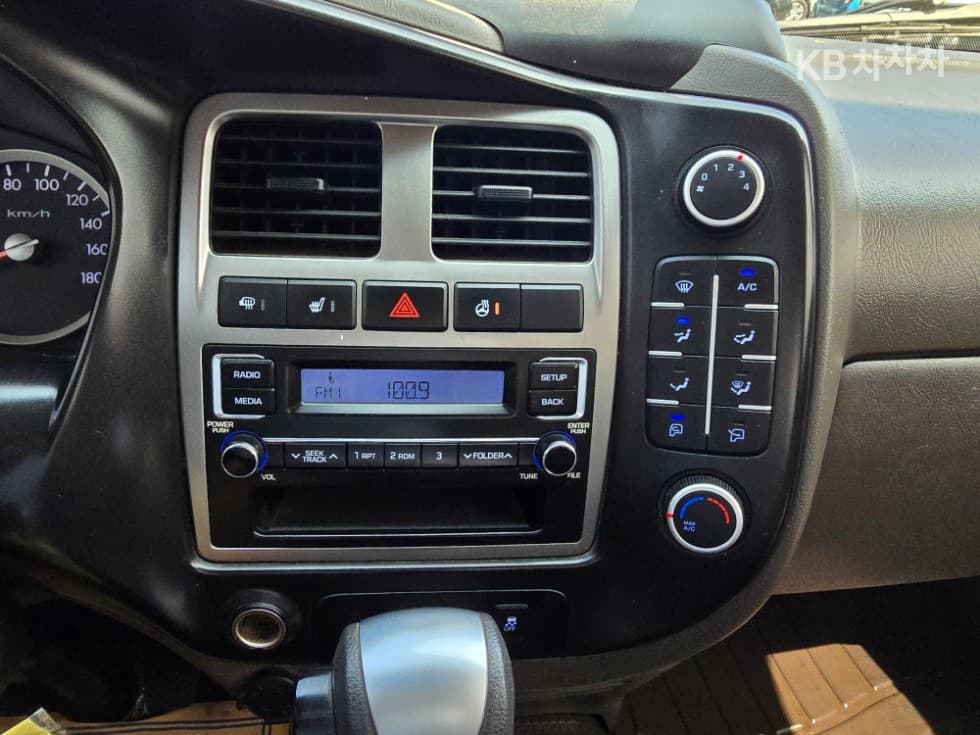 Hyundai Porter 2Extra Long Super Cab CRDi Smart - 16