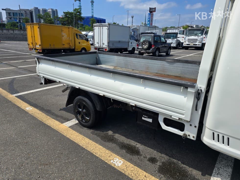 Hyundai Porter 2Extra Long Super Cab CRDi Smart - 20