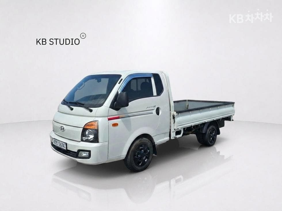 Hyundai Porter 2 Extra Long Super Cab CRDi Smart - Image 1