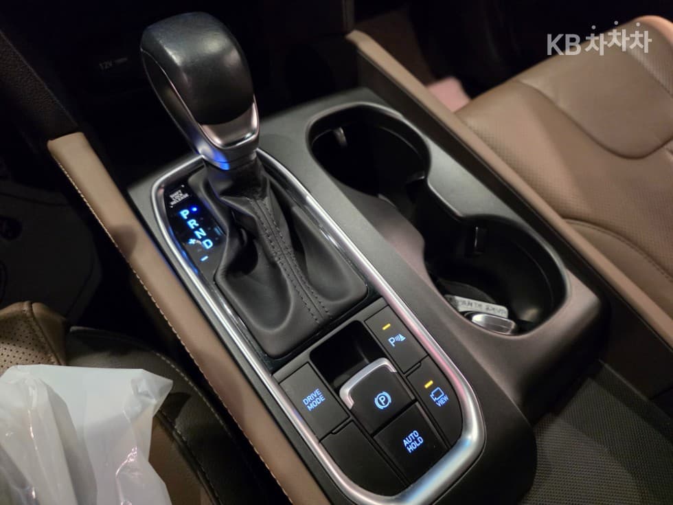 Хюндай Санта Фе TMБензин 2.0T 2WD Престиж - 18