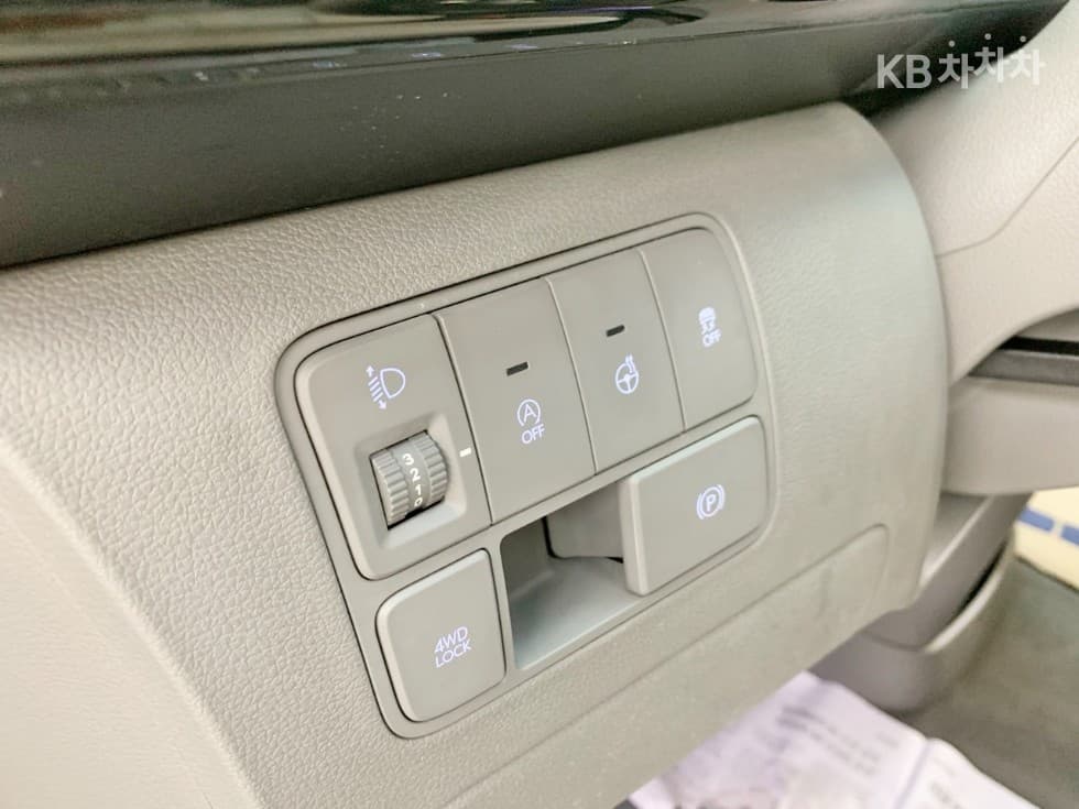 Hyundai Staria Lounge2.2 Lounge 9 AWD Inspiration - 22