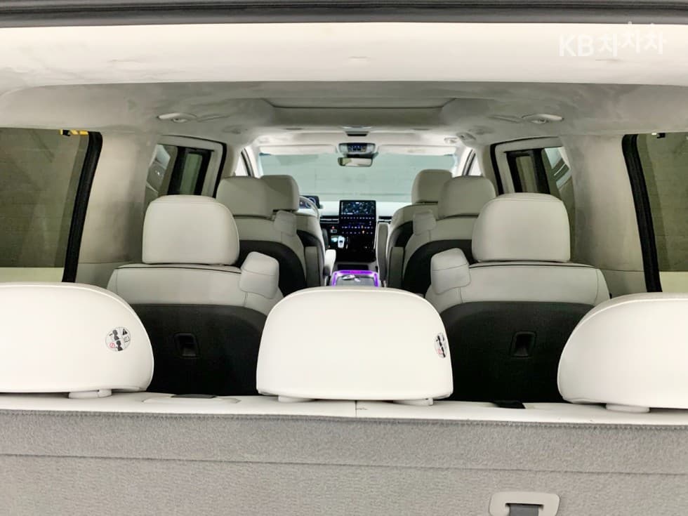Hyundai Staria Lounge2.2 Lounge 9 AWD Inspiration - 31