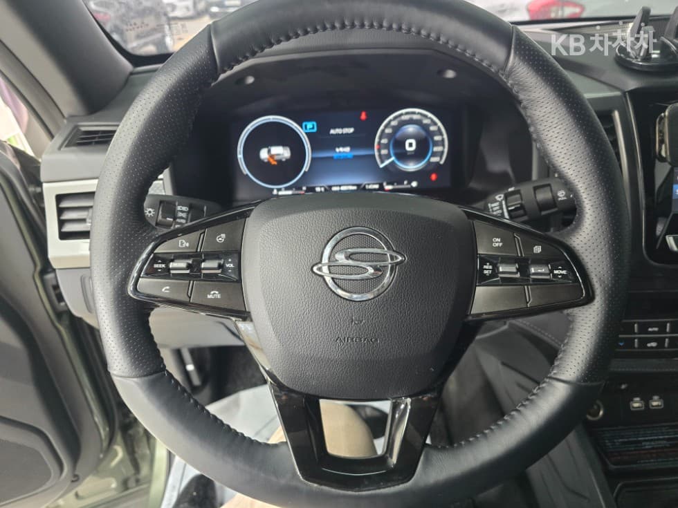 KG Mobility The New (facelift) Rexton 스포츠2.2 4WD Prestige - 8