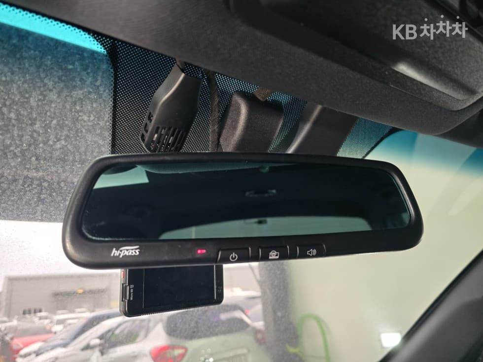 KG Mobility The New (facelift) Rexton 스포츠2.2 4WD Prestige - 12