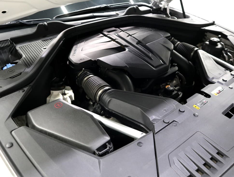 Genesis GV803.5 Turbo Gasoline AWD - 6