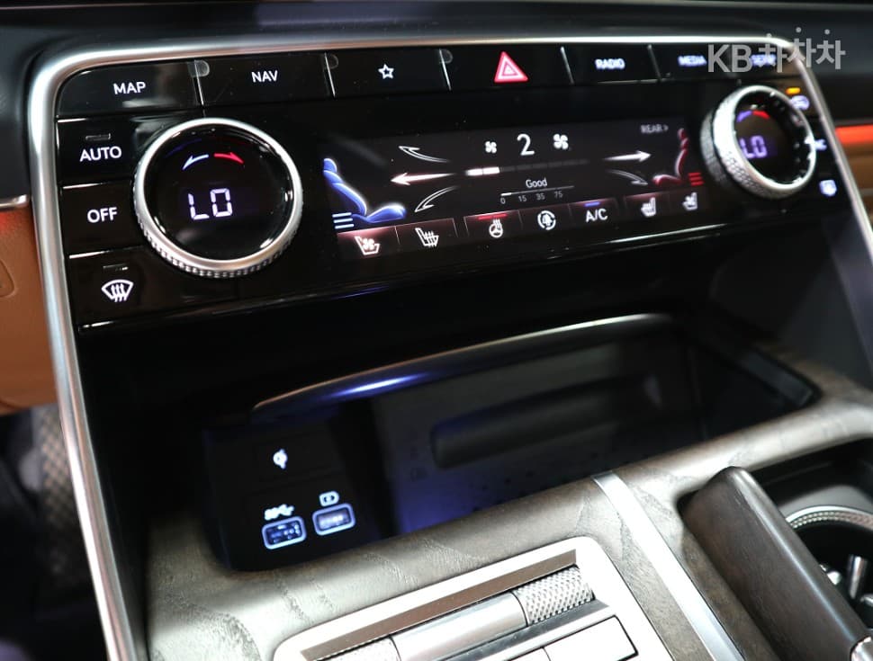 Genesis GV803.5 Turbo Gasoline AWD - 13