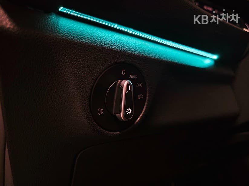 Volkswagen The All New Jetta(7th Gen)1.4 Turbocharged Stratified Injection (VW) Prestige - 17