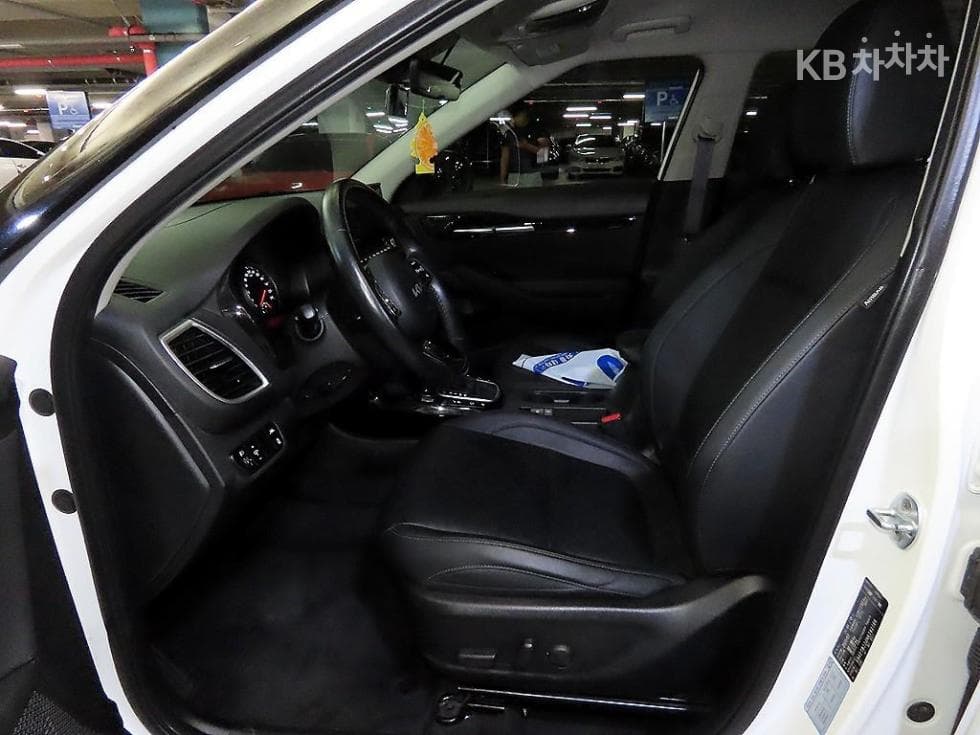 Kia Seltos1.6 Gasoline Turbo 2WD Signature - 6