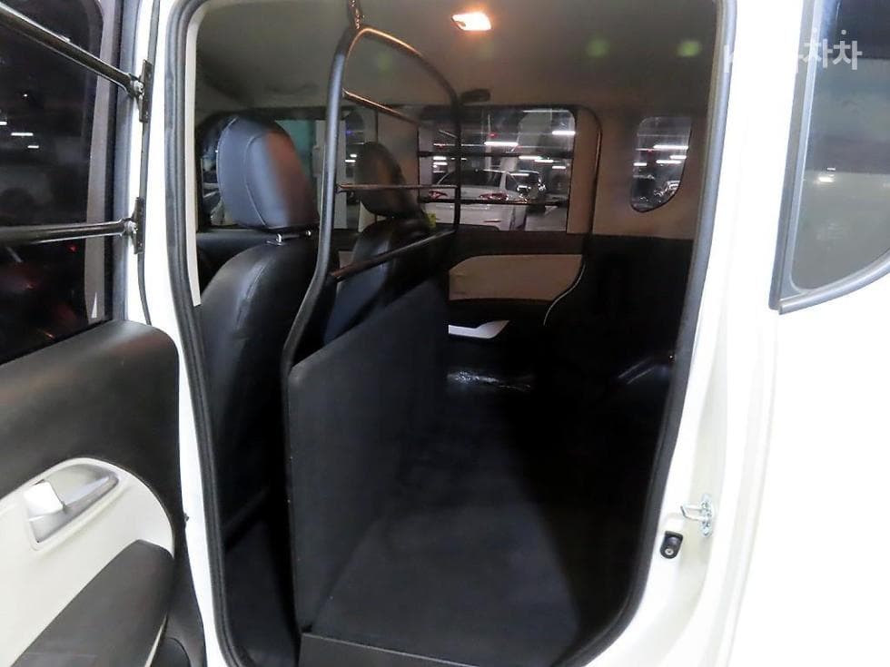 Kia The New (facelift) Ray (van) Van1.0 Gasoline Van 2-seater Prestige - 6