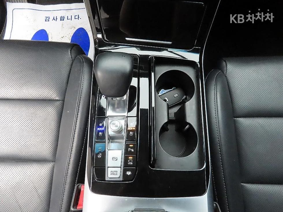 Киа K7 Premiere Хибрид2.4 HEV Noblesse - 10